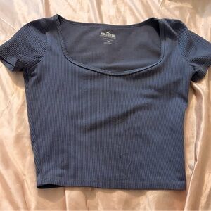 Hollister Women's Deep Blue Ribbed Crop Top